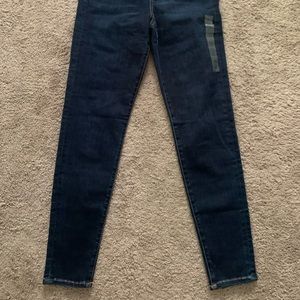 Brand New American Eagle Skinny Dark Wash Jeans